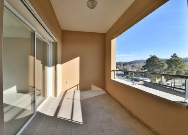 Appartement à vendre    3 pièces •  Saint-Donat-sur-l'Herbasse