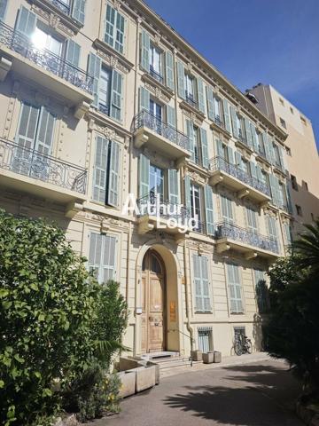 BUREAUX DE 212 M² A LOUER NICE CENTRE VILLE