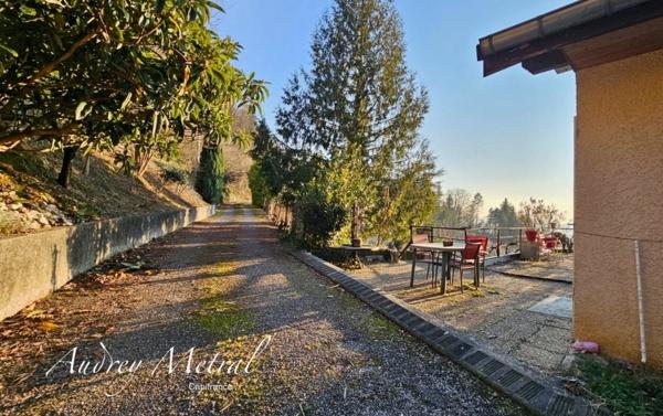 Maison de plain-pied à vendre à SERRIERES EN CHAUTAGNE (73) avec vue panoramique