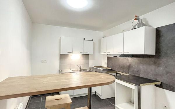 Appartement à louer    2 pièces • 52,18 m2 Mont-Saint-Aignan