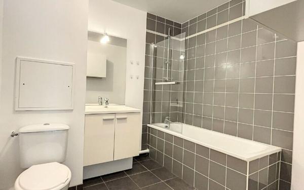 Appartement à louer    2 pièces • 52,18 m2 Mont-Saint-Aignan