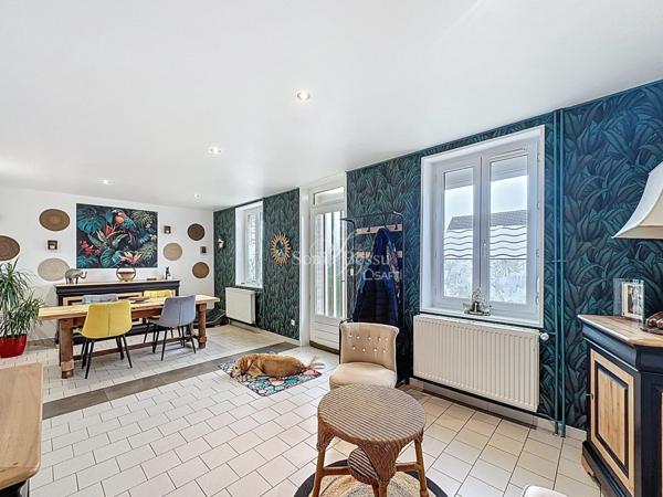 MAISON SEMI MITOYENNE EN SEMI PLAIN PIED 3 CHAMBRES VERANDA JARDIN GARAGE