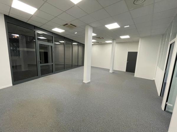 Bureaux à louer à ISNEAUVILLE 76230