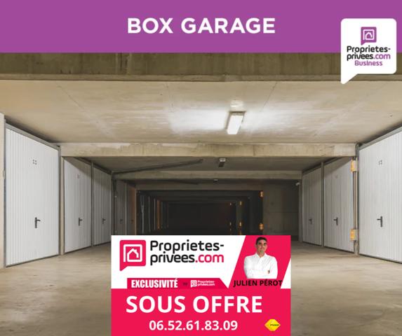 Exclusivité! Garage fermé, en extérieur, en copropriété. La Tour d'Auvergne. Quartier de La Ville Hellio