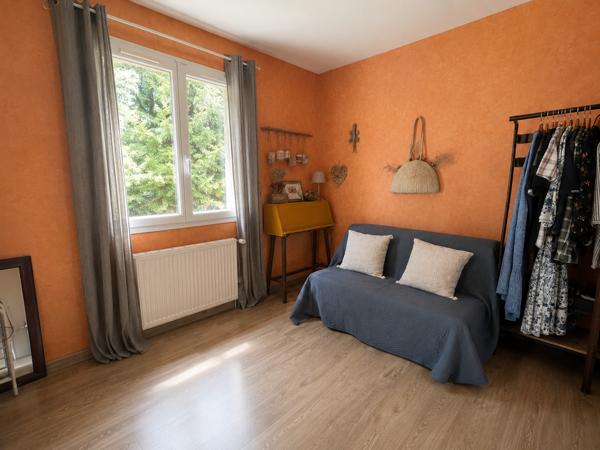 Maison
         4 pièces
        - 121 m² Exclusivité 271 575 € *