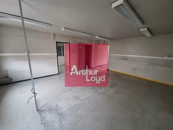 AUBIERE BUREAUX 141M² A VENDRE