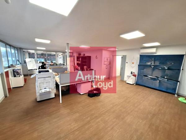 BUREAUX A LOUER 207M² LE CENDRE ZA DES GRANDES