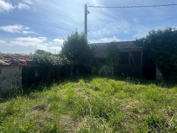 Terrain à SAINT-PIERRE-D'OLERON, 17310 - 715m²