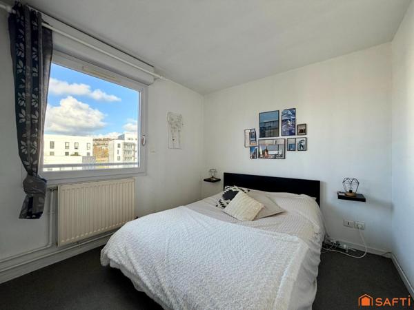 Appartement avec place de parking aux pieds du CHU.