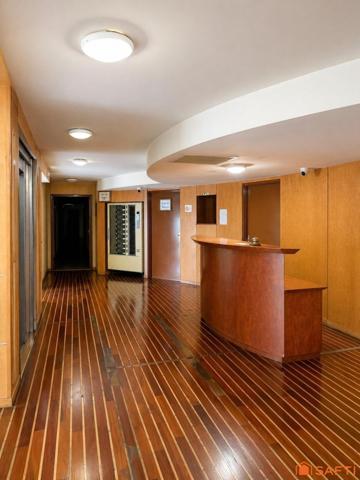 Appartement avec place de parking aux pieds du CHU.