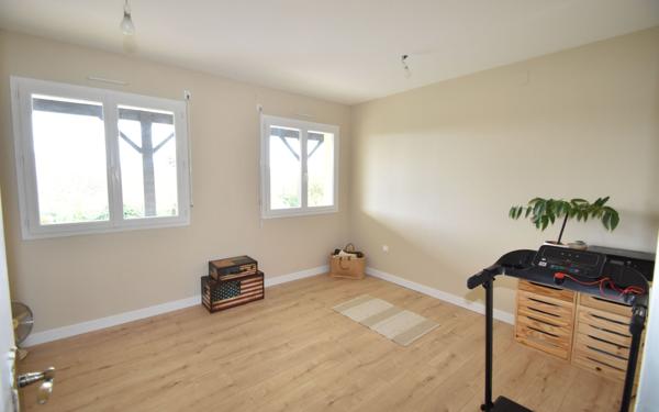 Maison à vendre    6 pièces •  Hagetmau