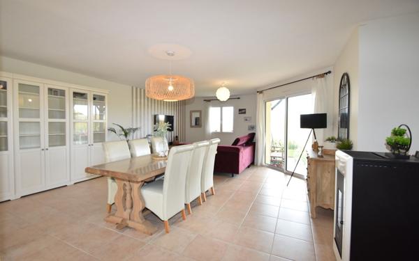 Maison à vendre    6 pièces •  Hagetmau