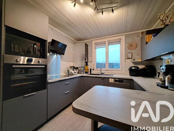 Maison à vendre 4 pièces 91 m² La Suze-sur-Sarthe