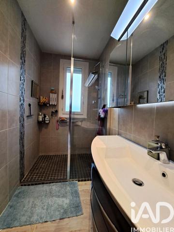 Maison à vendre 4 pièces 91 m² La Suze-sur-Sarthe