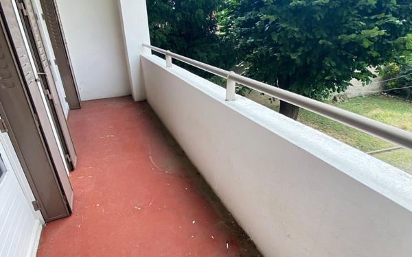 Appartement à vendre    4 pièces • 72,20 m2 Sainte-Foy-lès-Lyon