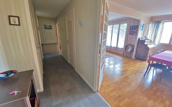 Appartement à vendre    4 pièces • 72,20 m2 Sainte-Foy-lès-Lyon