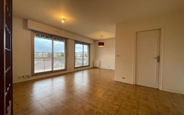 Appartement à louer    3 pièces • 70,04 m2 Le Perreux-sur-Marne