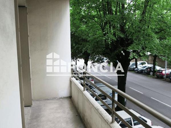 Location Studio 27.02 m² - 17 BOULEVARD THIERS Dijon 21000