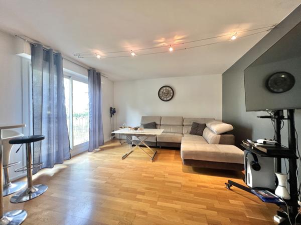 Marseille (13013) MARSEILLE 13013 - Appartement vendu louer - La Rose / Résidence Saint-Théodore, Appartement 3 pi