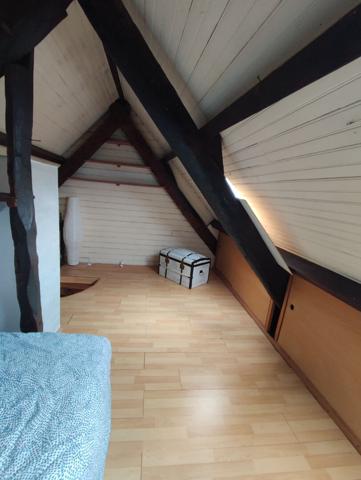 Morlaix proche centre-ville : charmante maison avec jardinet 