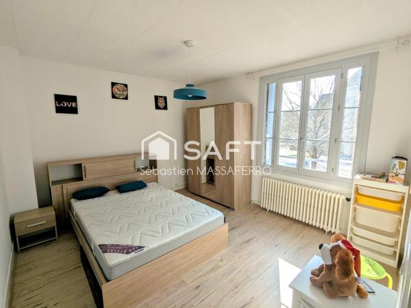 Maison de ville au cœur de Léré