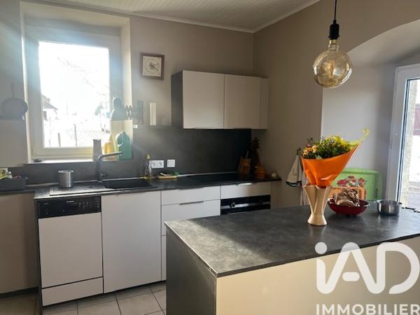 Maison à vendre 7 pièces 145 m² Jougne
