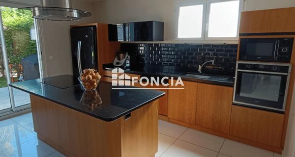 Location Appartement 3 pièces 85.22 m² - Morangis 91420