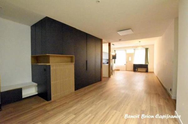 Maison de ville 148 m² – Centre d’Antrain – 4 chambres – Grande cave