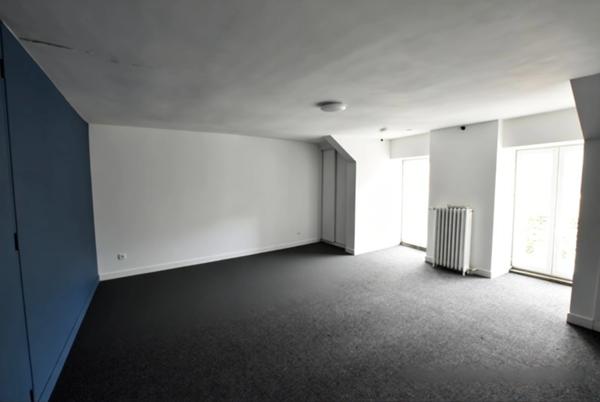 Maison de ville 148 m² – Centre d’Antrain – 4 chambres – Grande cave