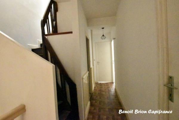 Maison de ville 148 m² – Centre d’Antrain – 4 chambres – Grande cave