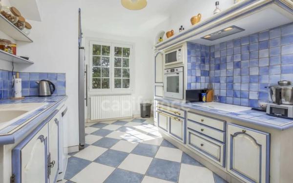 Maison à vendre 5 pièces MOUGINS (06)