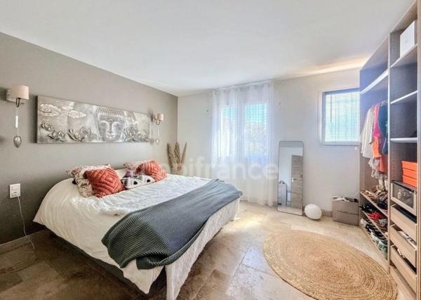 Maison à vendre 5 pièces MOUGINS (06)