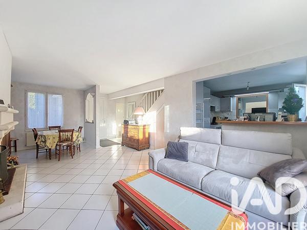 Maison à vendre 5 pièces 98 m² Évry-Courcouronnes