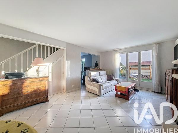 Maison à vendre 5 pièces 98 m² Évry-Courcouronnes