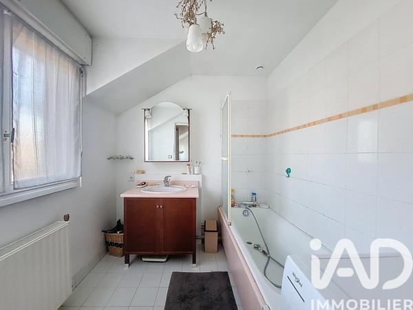 Maison à vendre 5 pièces 98 m² Évry-Courcouronnes