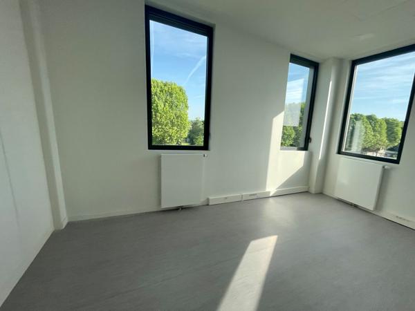 Bureaux à louer à LE PETIT QUEVILLY 76140