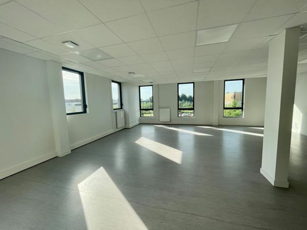 Bureaux à louer à LE PETIT QUEVILLY 76140