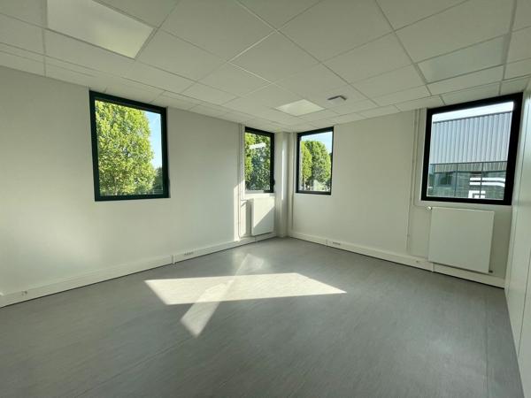 Bureaux à louer à LE PETIT QUEVILLY 76140