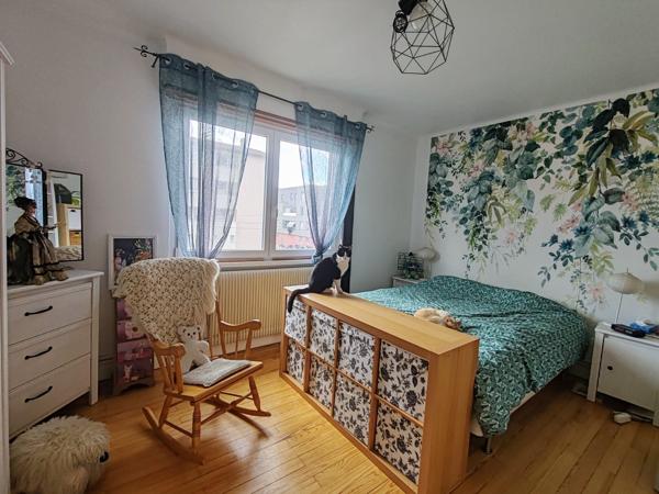 KOENIGSHOFFEN – MAISON DE MAÎTRE BI-FAMILLE – 196 M² – JARDIN – GARAGE – 2 APPARTEMENTS INDÉPENDANTS