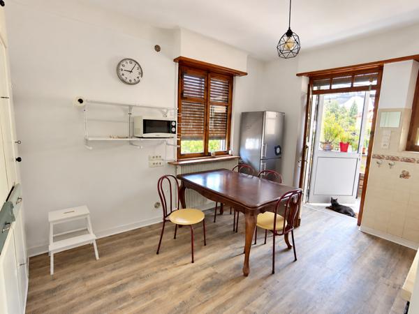 KOENIGSHOFFEN – MAISON DE MAÎTRE BI-FAMILLE – 196 M² – JARDIN – GARAGE – 2 APPARTEMENTS INDÉPENDANTS
