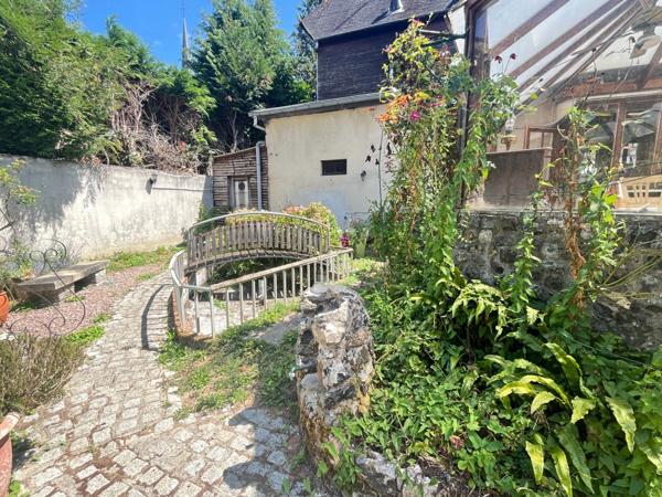 Maison 8 pièces 151 m2