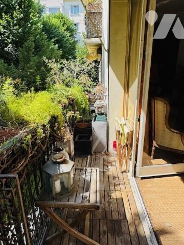 BD VICTOR HUGO 2/3 PIECES. 64.52 m². Balcon sur Jardin.