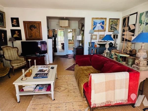 BD VICTOR HUGO 2/3 PIECES. 64.52 m². Balcon sur Jardin.