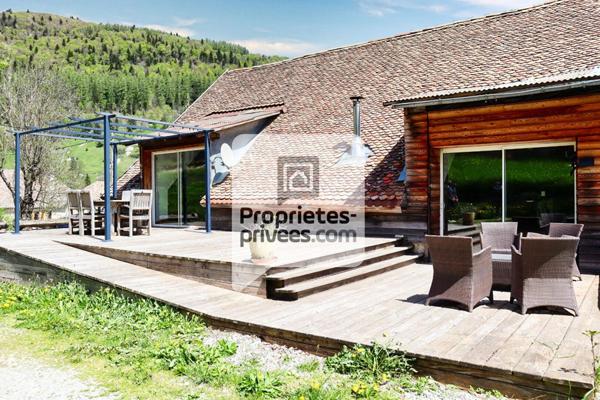 Maison - Lus la Croix Haute - 8 pièces 185m² + 90m² d'Annexes