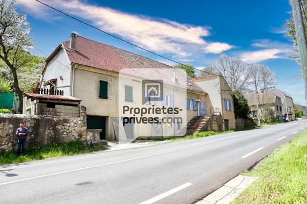 Maison - Lus la Croix Haute - 8 pièces 185m² + 90m² d'Annexes