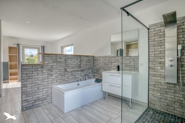 Maison à vendre |  Montpouillan |  4 pièces | 146 m²