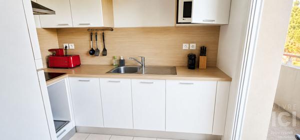 Appartement 2 pièces à vendre à Sainte Luce sur Loire - Dernier étage avec garage