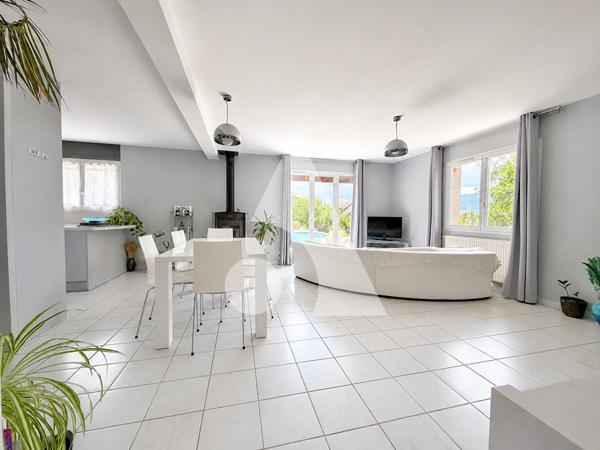 Maison 6 pièces 136.24 m2