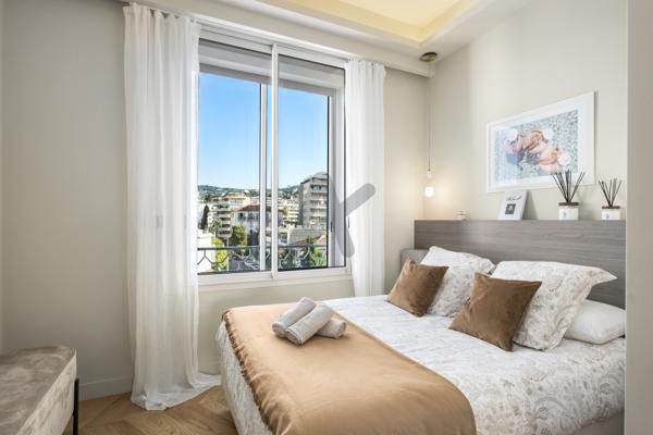 Croisette: Superbe 4P étage élevé, vue mer et port Canto