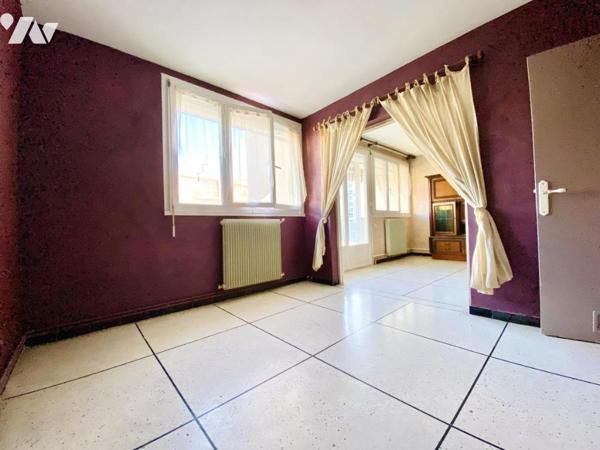 Appartement T3 résidence Les Mendrous, proximité immédiate arret de tram Clairval